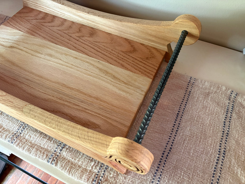 Luxeform Design Ember oak centerpiece overhead view showing natural oak grain and minimalist silhouette
